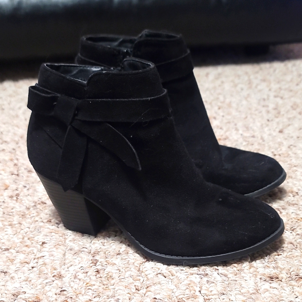 City Classified Black Suede Ankle Bowtie Boots